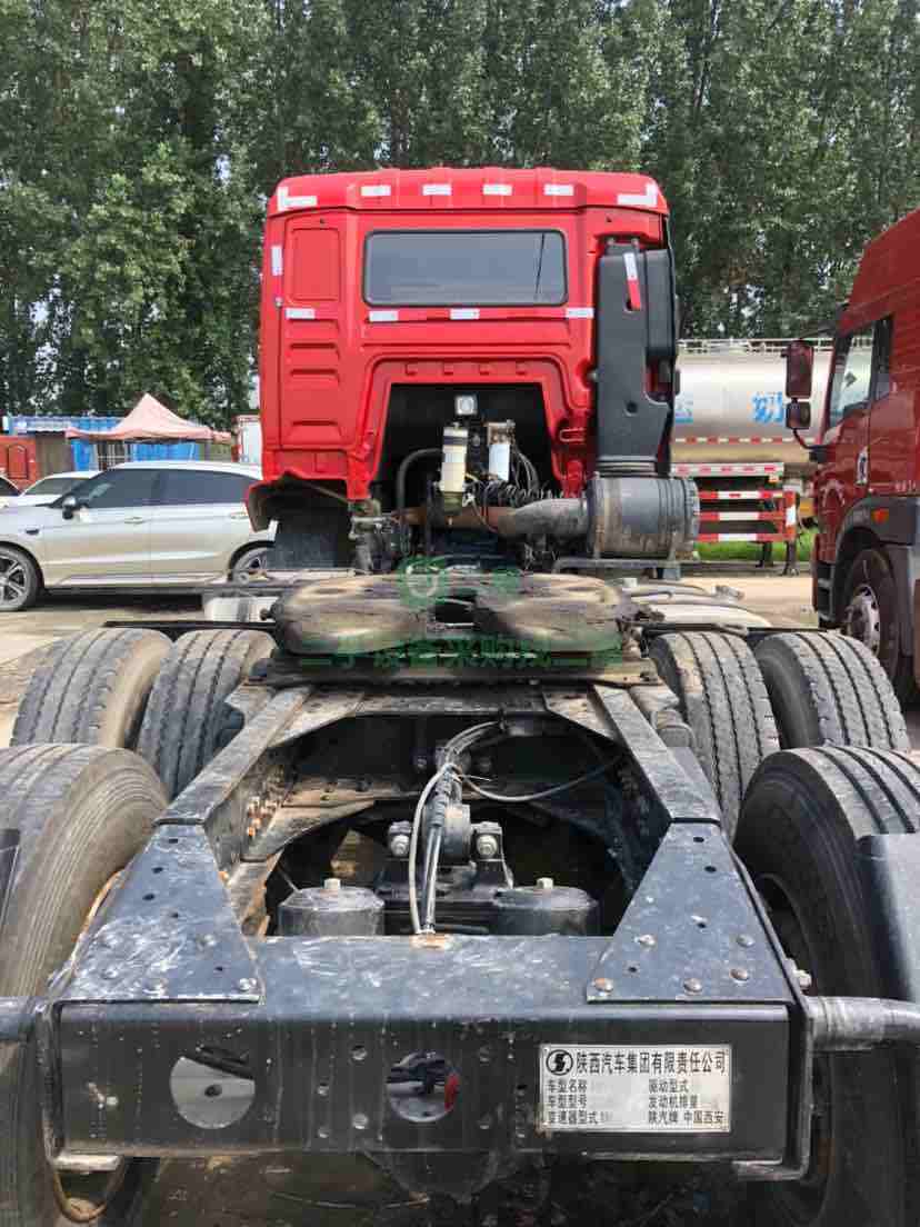 山東出售德龍M300018年7月 430馬力牽引車