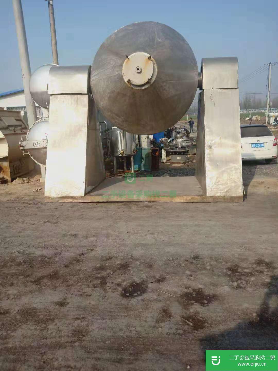 山東出售二手不銹鋼雙錐真空干燥機(jī)