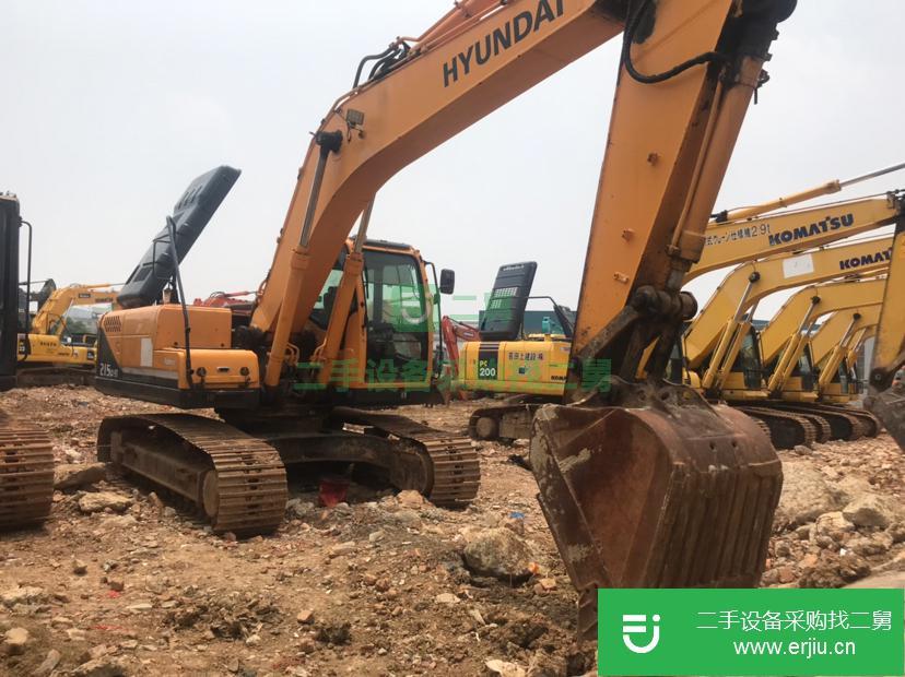 江蘇省出售二手現代R215-9C挖掘機