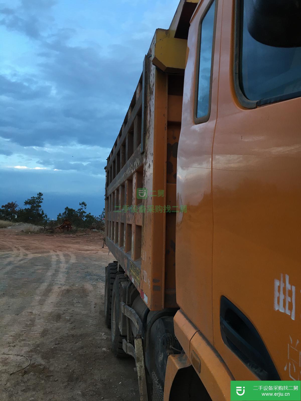 云南出售二手聯(lián)合重卡自卸車
