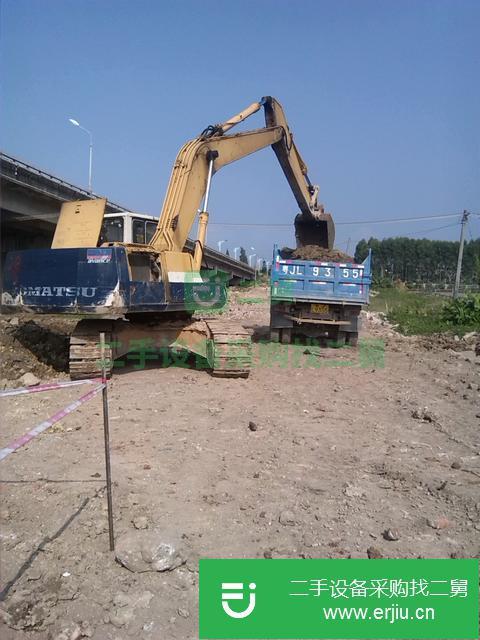 廣東出售二手小松挖掘機(jī)