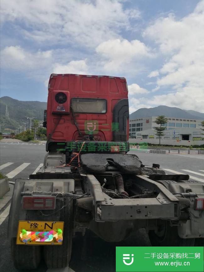 廣東出售二手東風柳汽乘龍M5牽引車