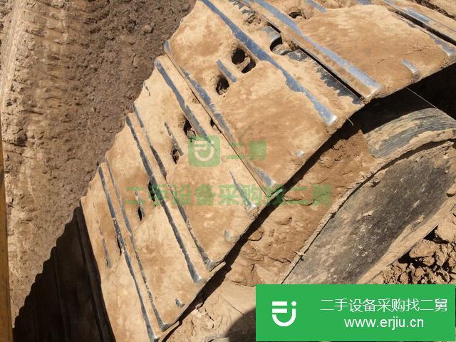 新疆出售二手小松200-6挖掘機