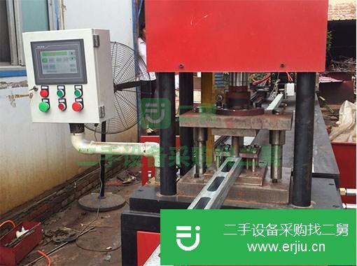 河北出售二手?jǐn)?shù)控沖孔機(jī)九成新