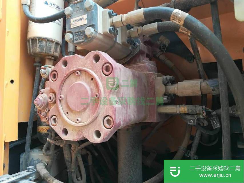 新疆出售二手現(xiàn)代R150WVS挖掘機(jī)