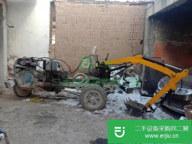 河南出售二手小型挖掘機九成新