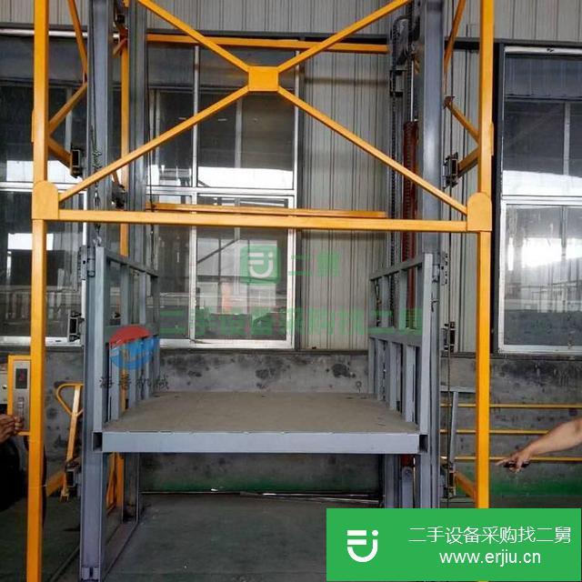 山東出售二手導(dǎo)軌式升降機(jī)
