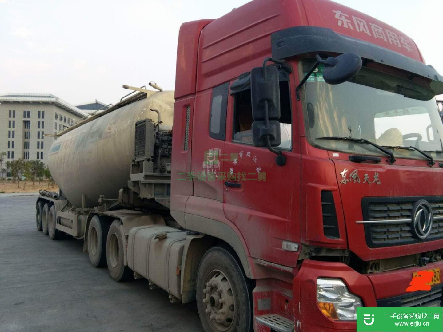 云南出售二手東風天龍油罐車