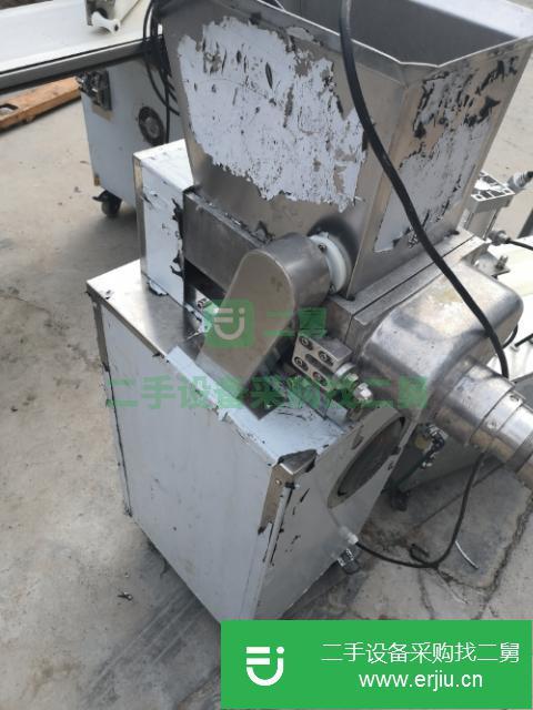 河南出售二手成型機九成新