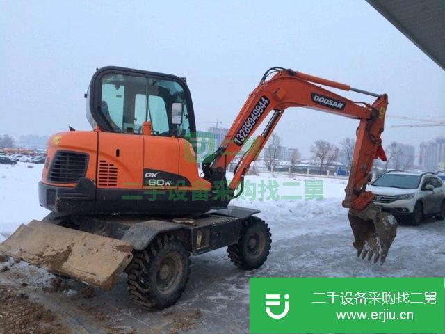 新疆出售二手60輪式斗山挖掘機