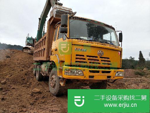 重慶出售二手上汽紅巖后八輪工程車