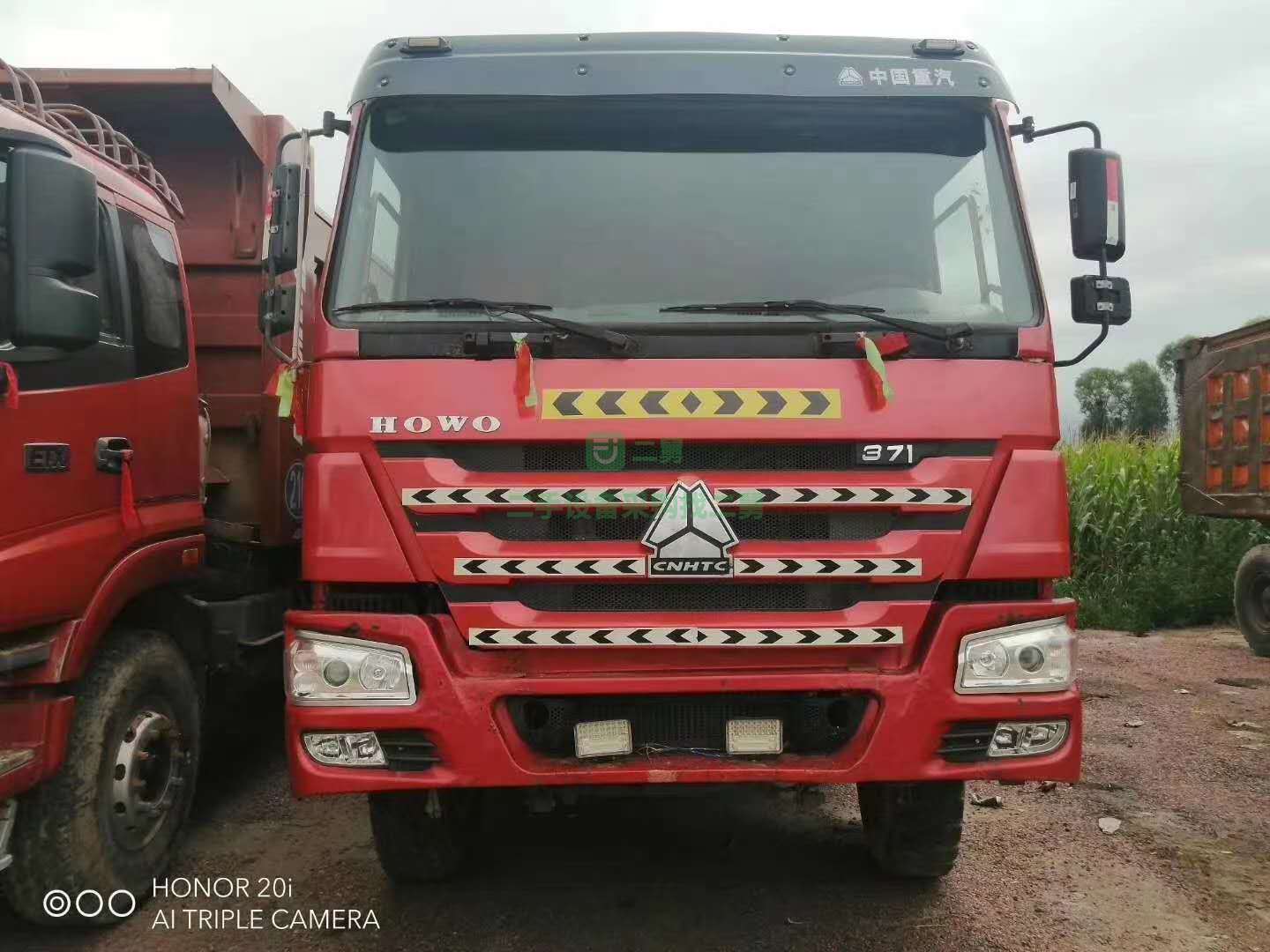 山西急售14-18年豪沃336-375馬力5.6米-5.8米大箱自卸車