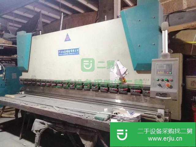 山東出售二手液壓板料折彎機