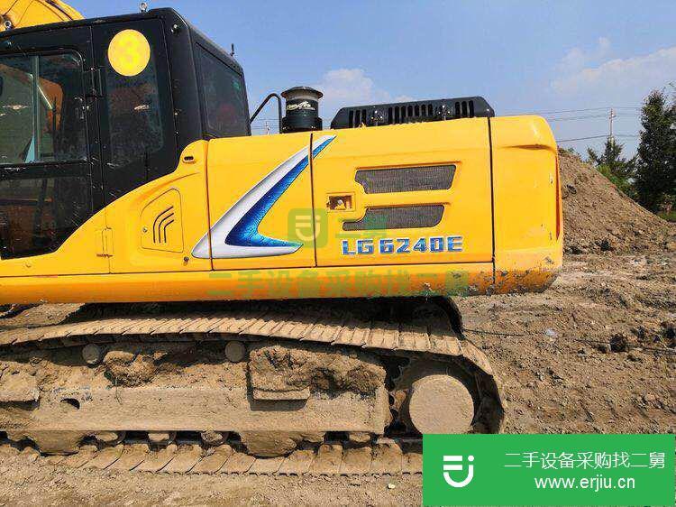 河南省出售二手龍工LG6240E挖掘機