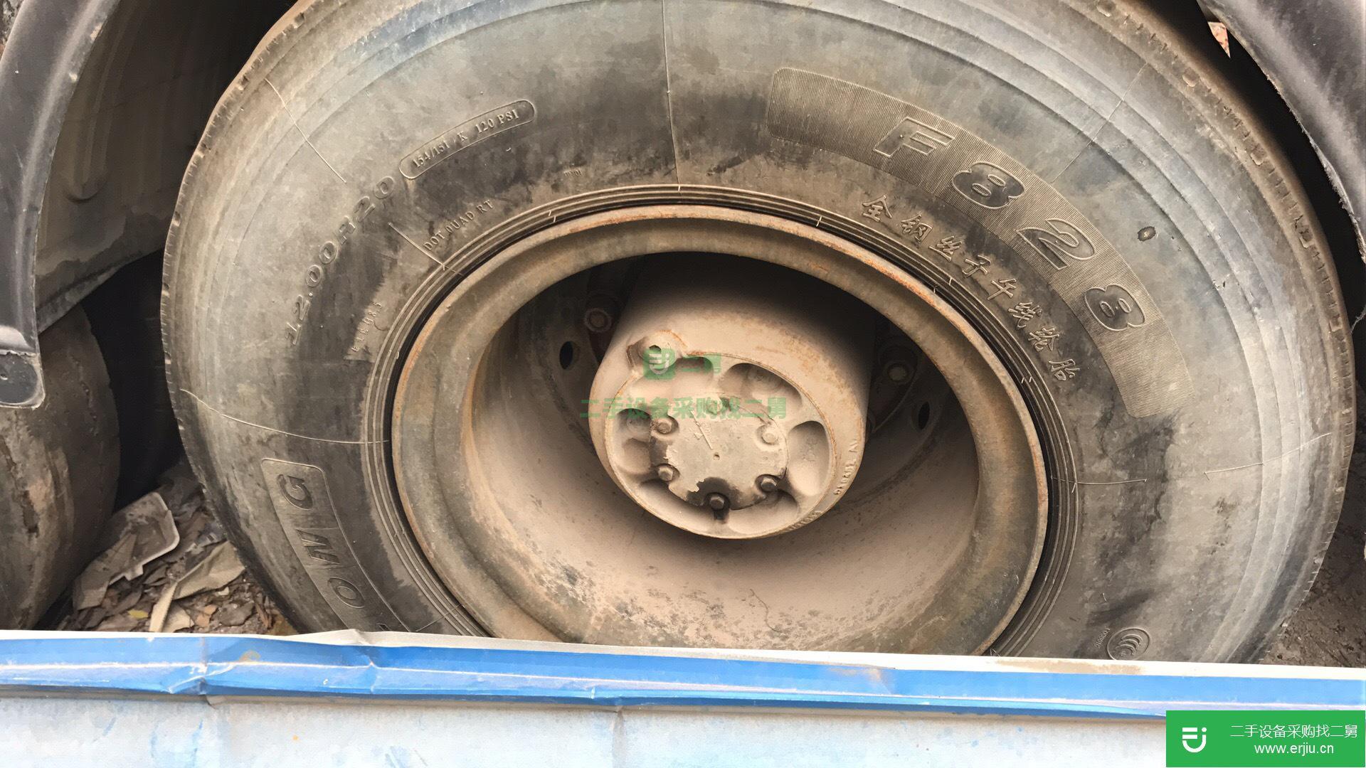 上海出售二手沃爾沃牽引車