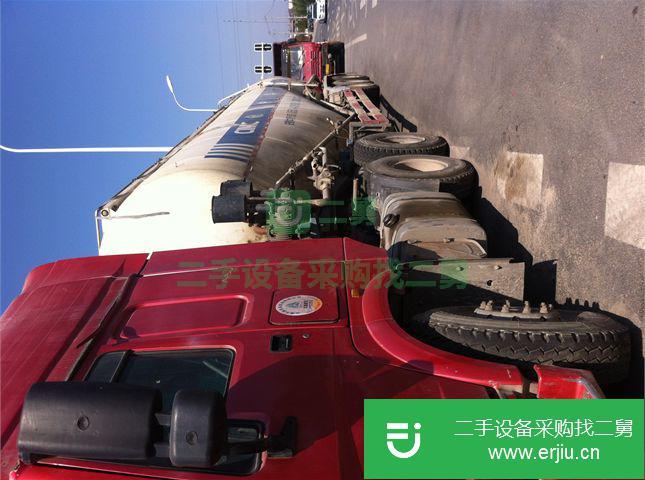 安微出售二手中國重汽水泥罐車