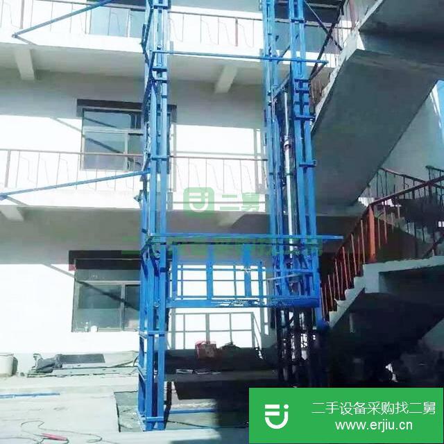 山東出售二手導軌式液壓升降機