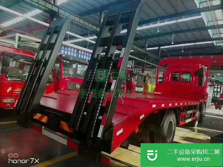 湖北省出售二手東風(fēng)前四后四工程機(jī)械運(yùn)輸車