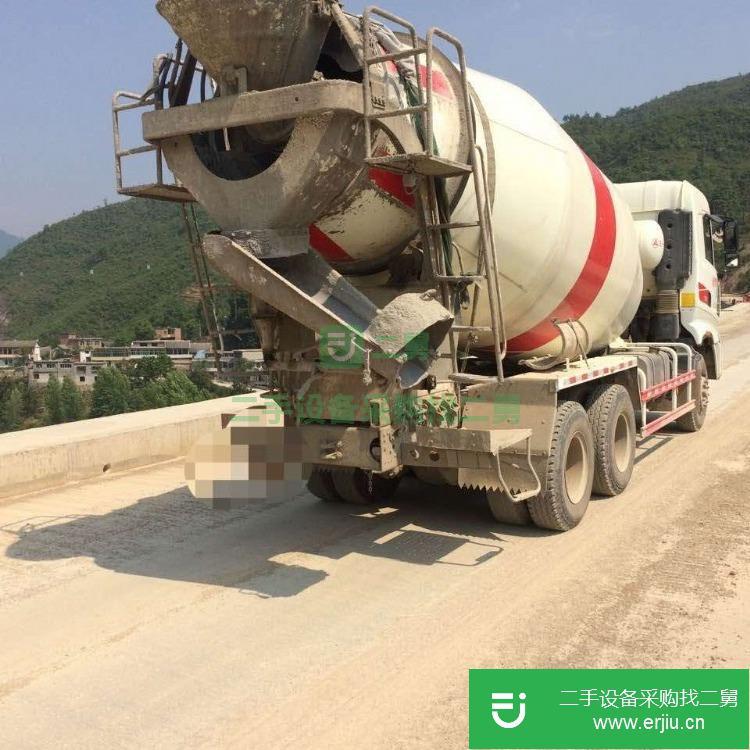 貴州出售二手聯合重卡15方混凝土攪拌車