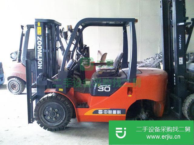 西藏出售二手中聯重科叉車