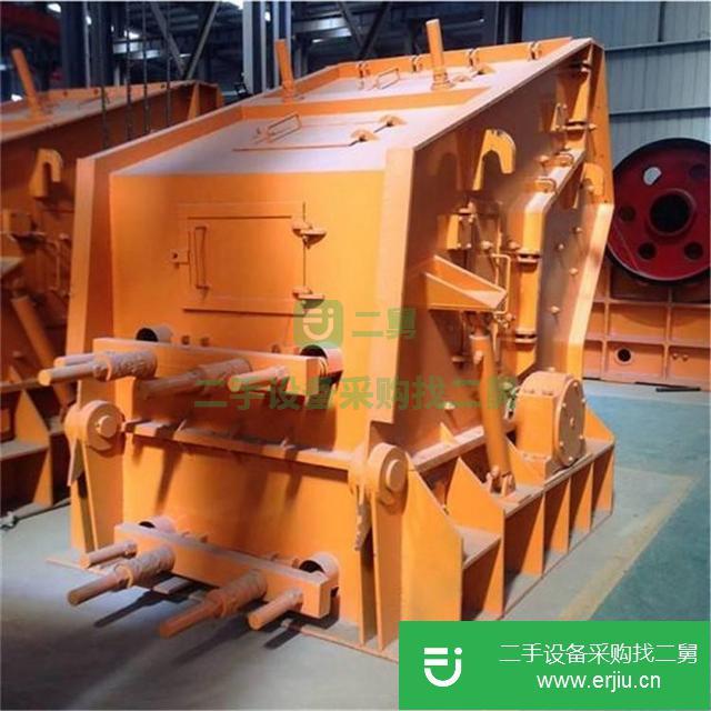 河南出售二手石灰石移動(dòng)反擊式破碎機(jī)