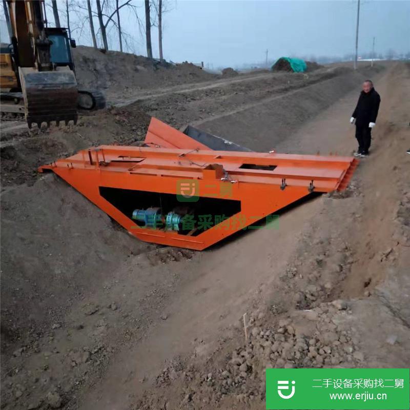 山東出售二手現澆水渠成型機