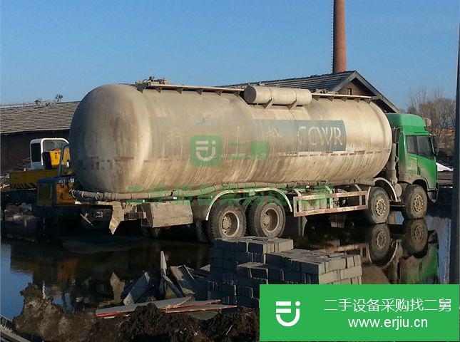 黑龍江出售二手一汽解放粉粒物料車