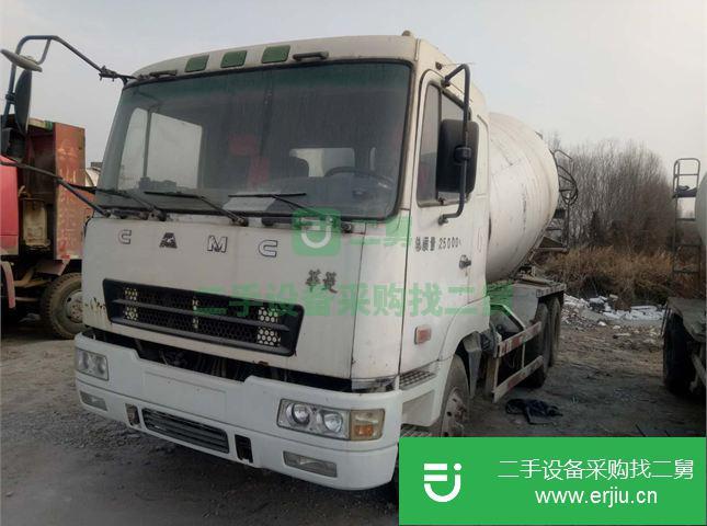 山東出售二手華菱攪拌車(chē)
