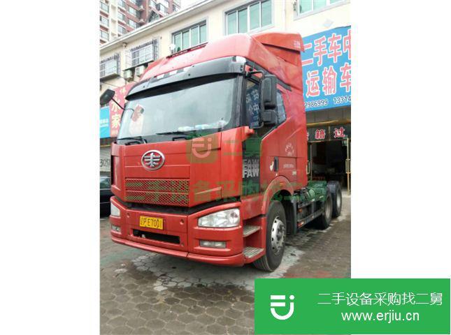 遼寧出售二手青島解放牽引車