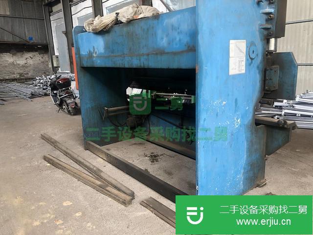 山東出售二手液壓折彎機