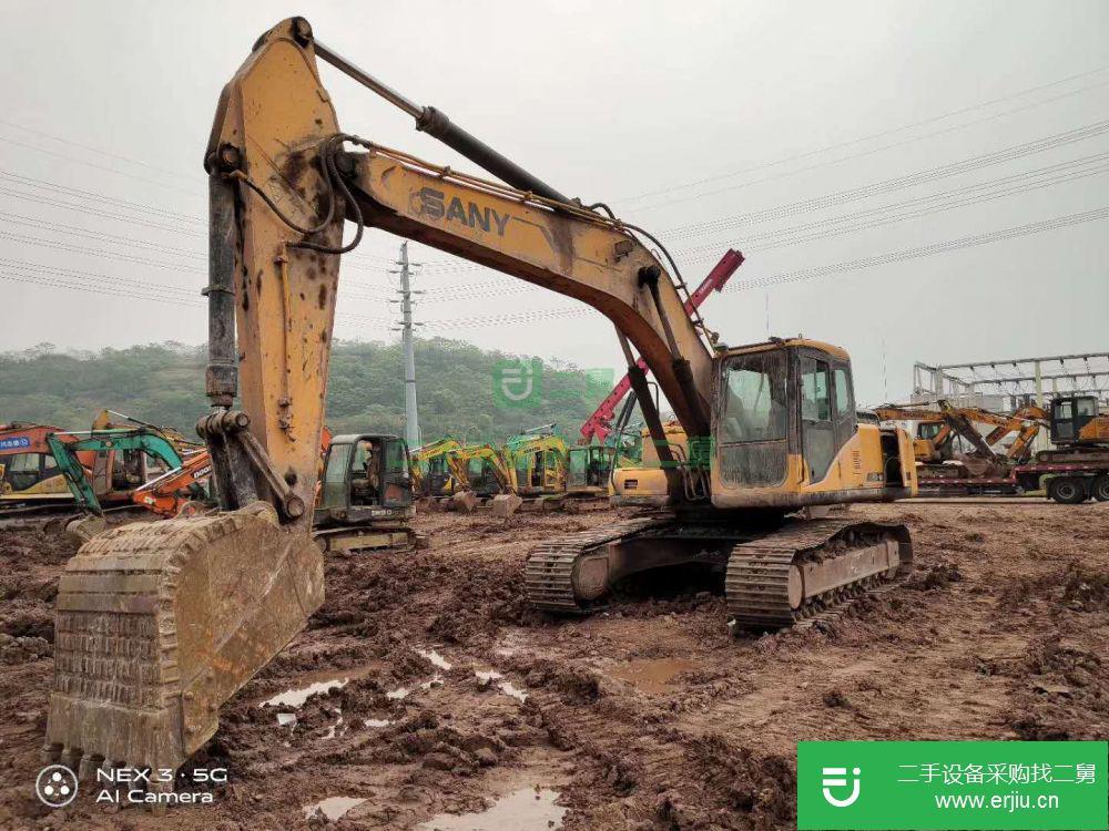 湖北省出售二手三一重工SY235C-8挖掘機(jī)