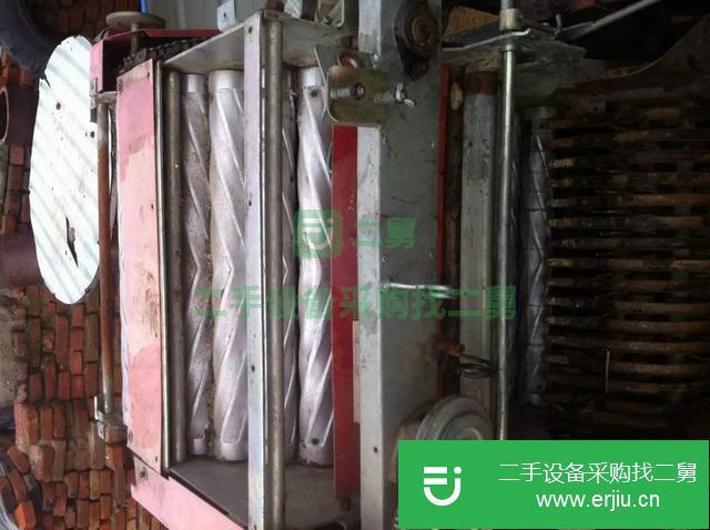 黑龍江出售二手苞米桿游草打捆機(jī)