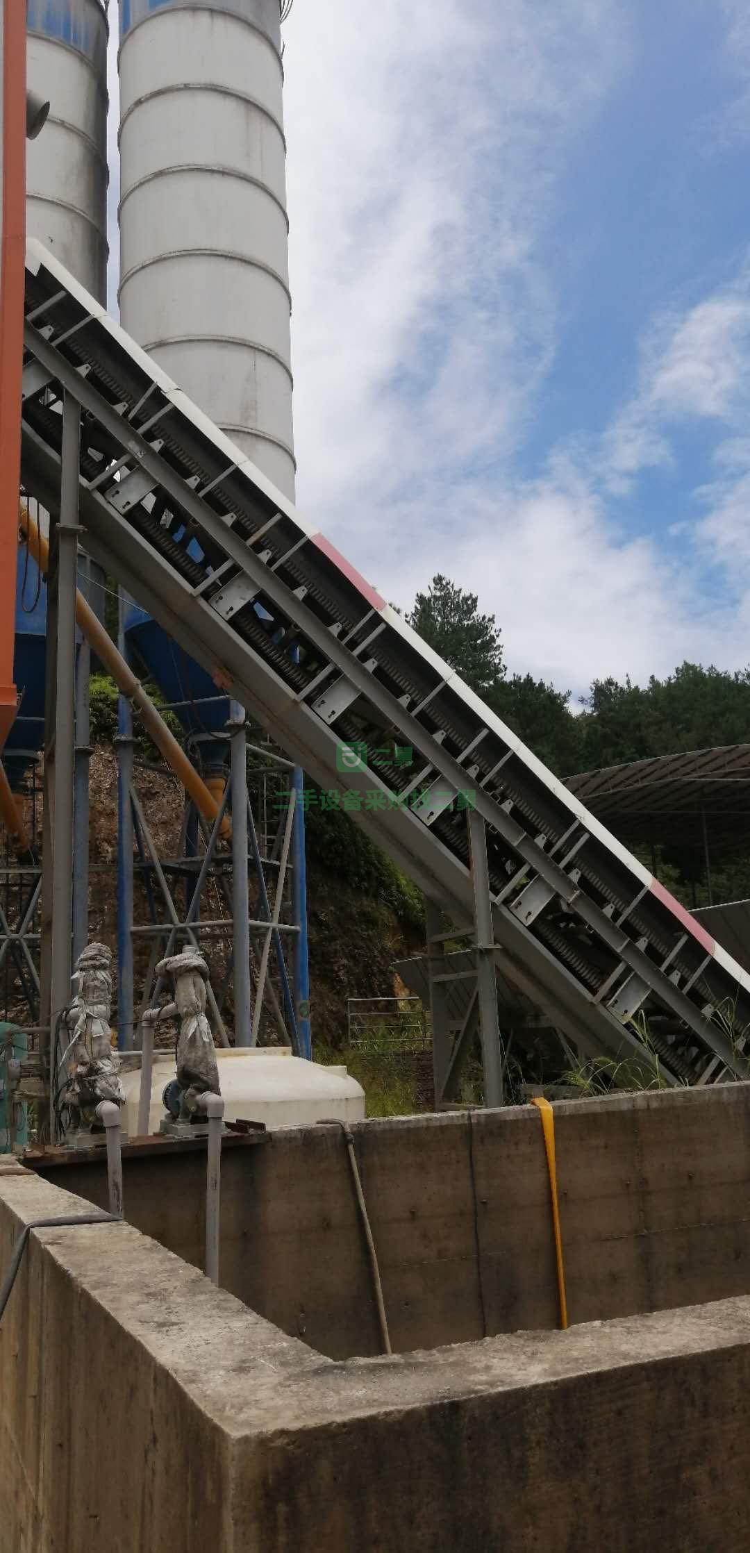 江西出售2017年4月份南方路機120樓攪拌站