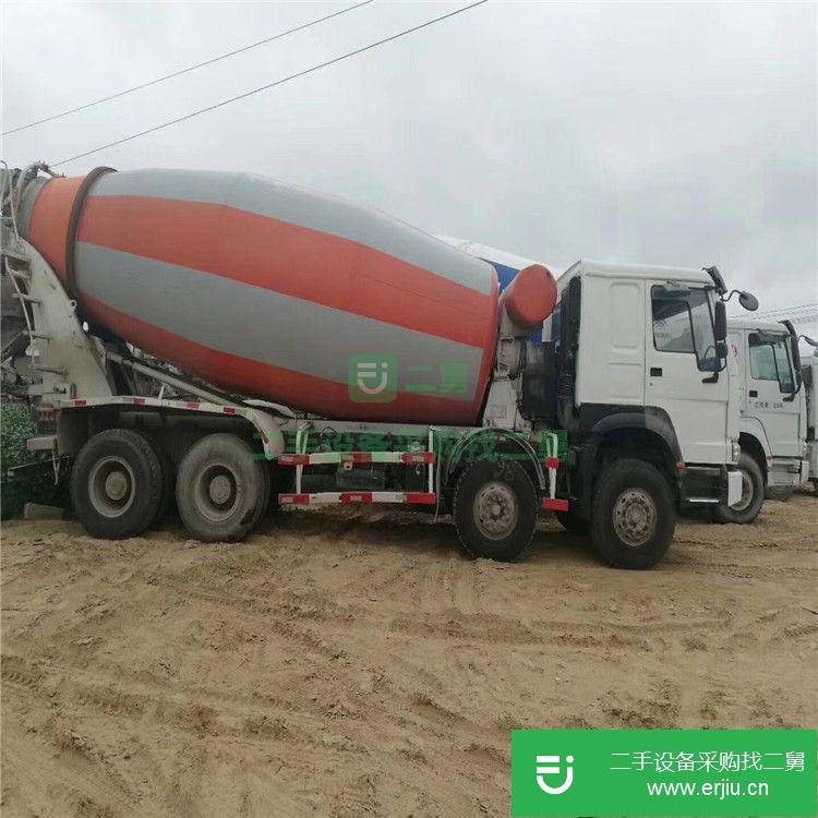 山東出售二手濕料式豪沃攪拌車