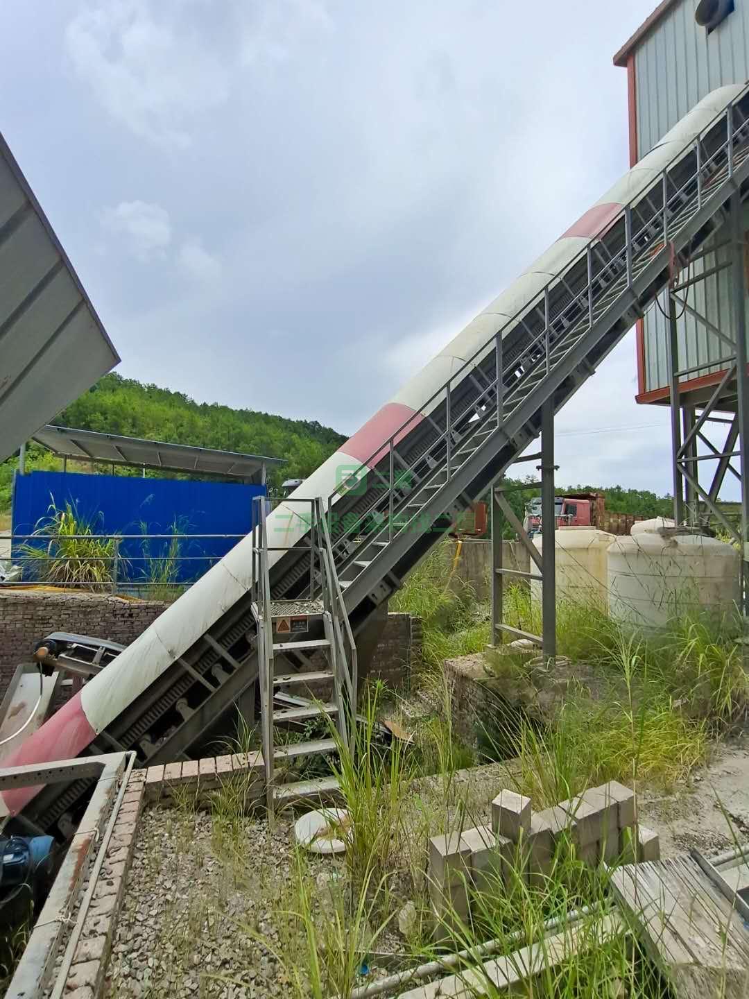 江西出售2017年4月份南方路機120樓攪拌站
