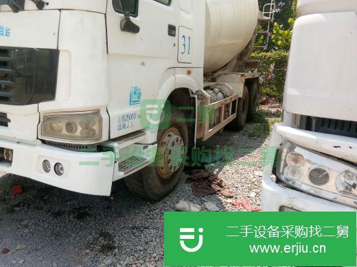 山東出售二手中國重汽混凝土攪拌車