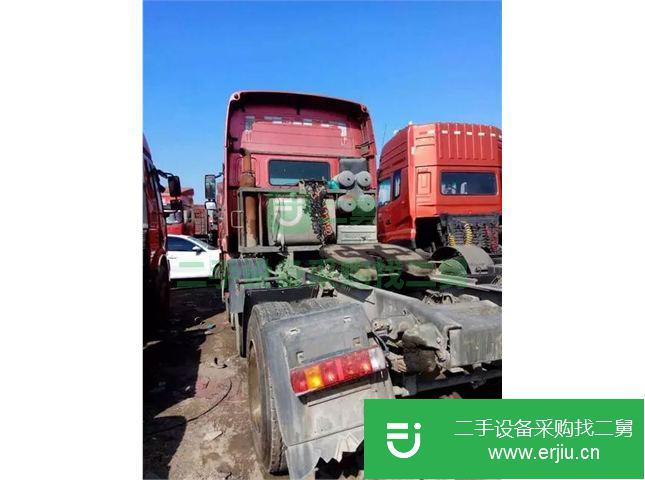 山東出售二手豪沃牽引車