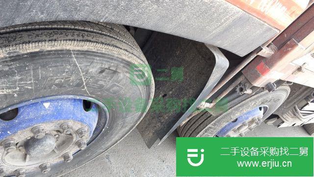 江蘇出售二手天龍前四后八倉柵載貨車