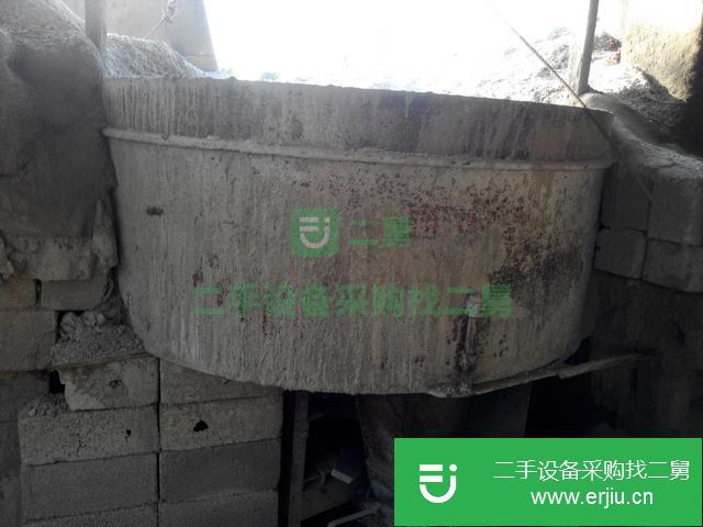廣西出售二手半自動(dòng)制磚機(jī)