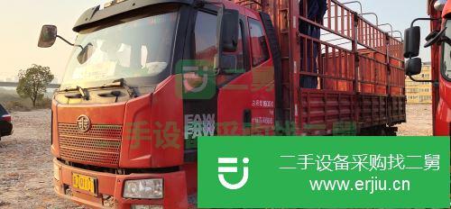 湖北出售二手一汽解放J6L倉柵式載貨車
