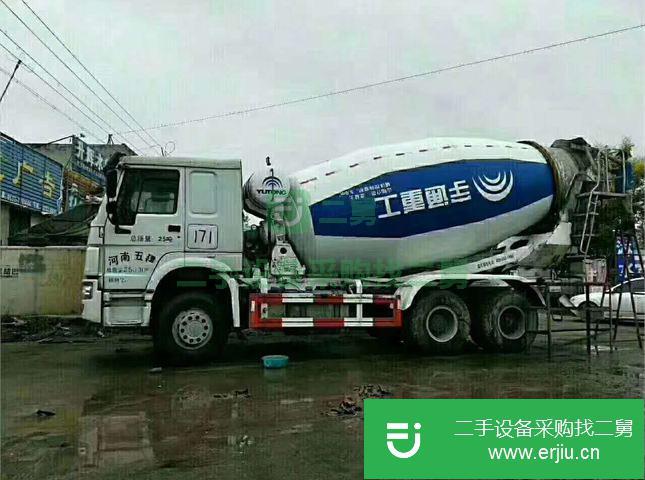山東出售二手中國(guó)重汽后八輪攪拌車