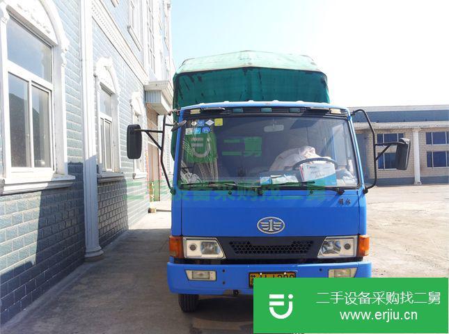 江蘇出售二手青島解放中卡前二后四倉柵載貨車