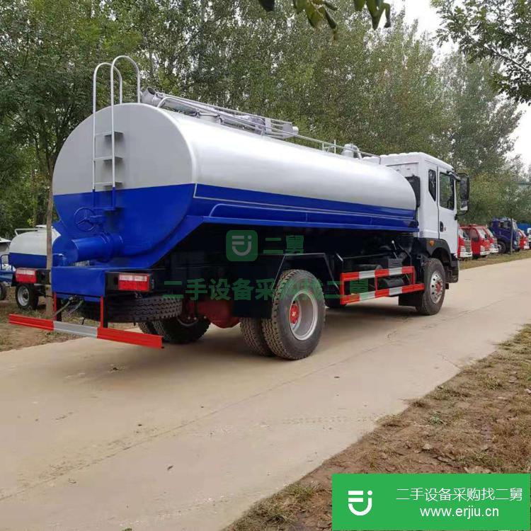 山東出售二手真空吸糞車(chē)