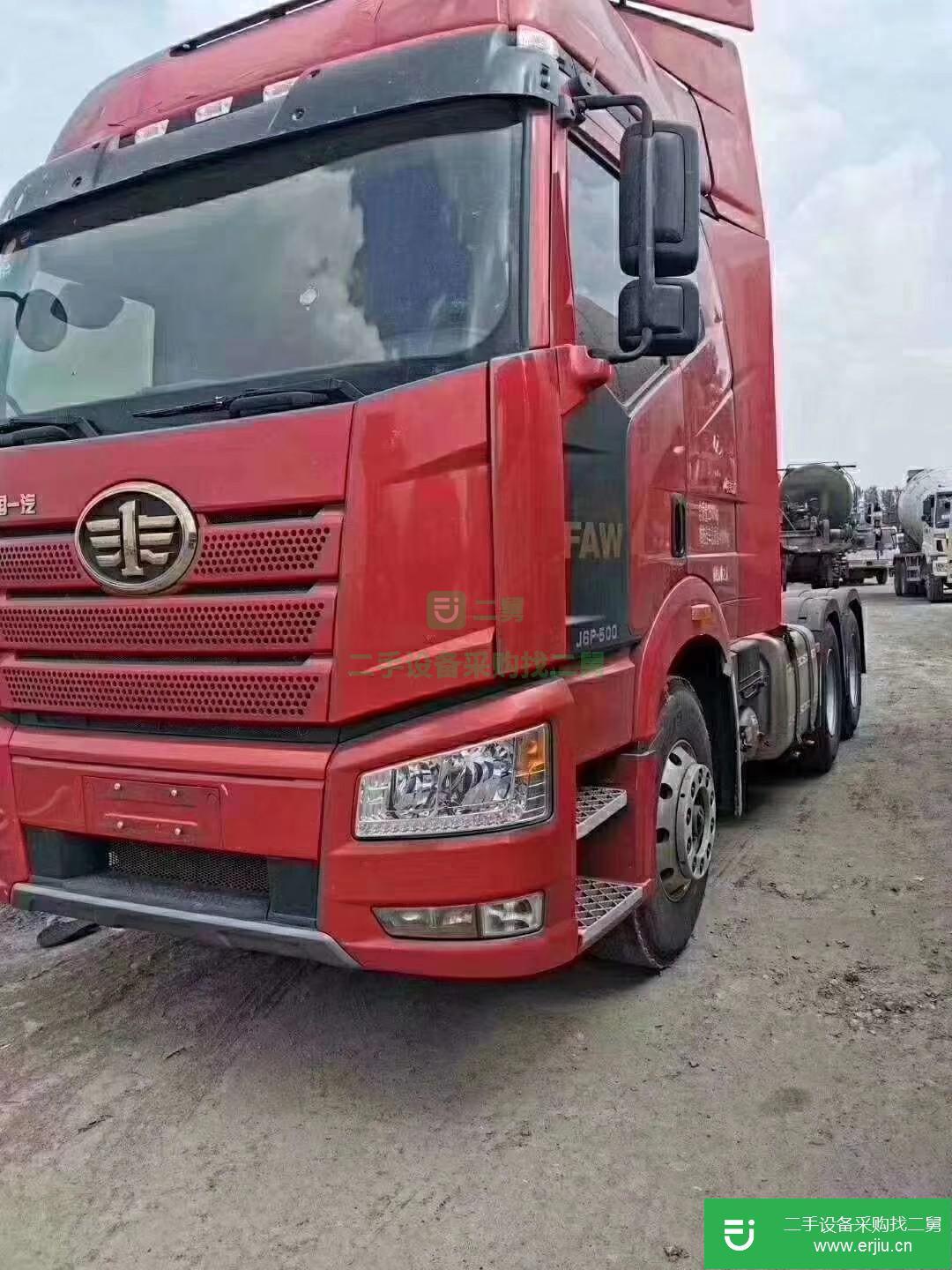 云南出售二手一汽解放J6P牽引車