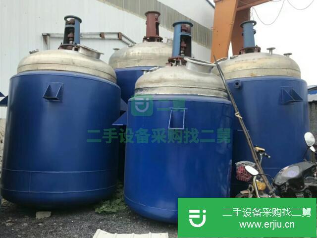山東出售二手搪瓷反應(yīng)釜