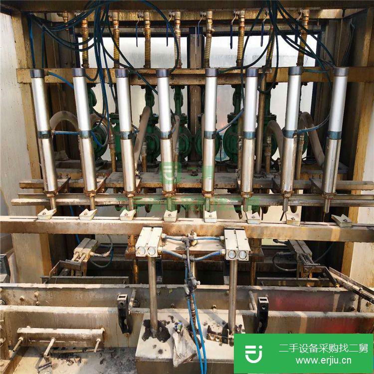 山東省出售二手三合一灌裝機(jī)