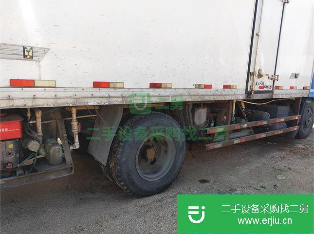 山東出售二手東風(fēng)前二后四廂式貨車