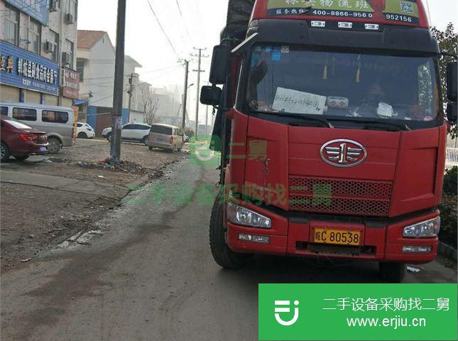 江蘇出售二手一汽解放前四后八載貨車