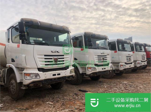 江西出售二手中聯(lián)重科攪拌車