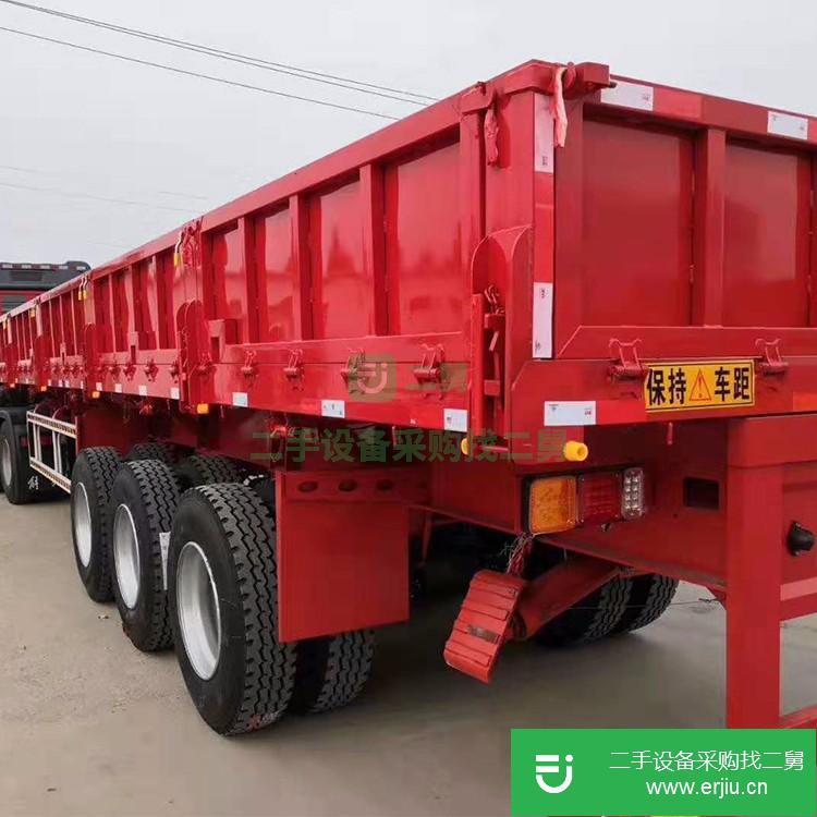 山東出售二手輕型側翻自卸掛車